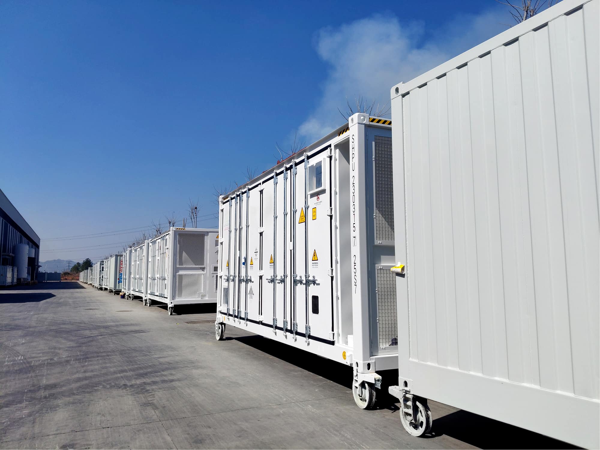 Envision unveils 12.5 MWh BESS, begins 790 Ah cell output